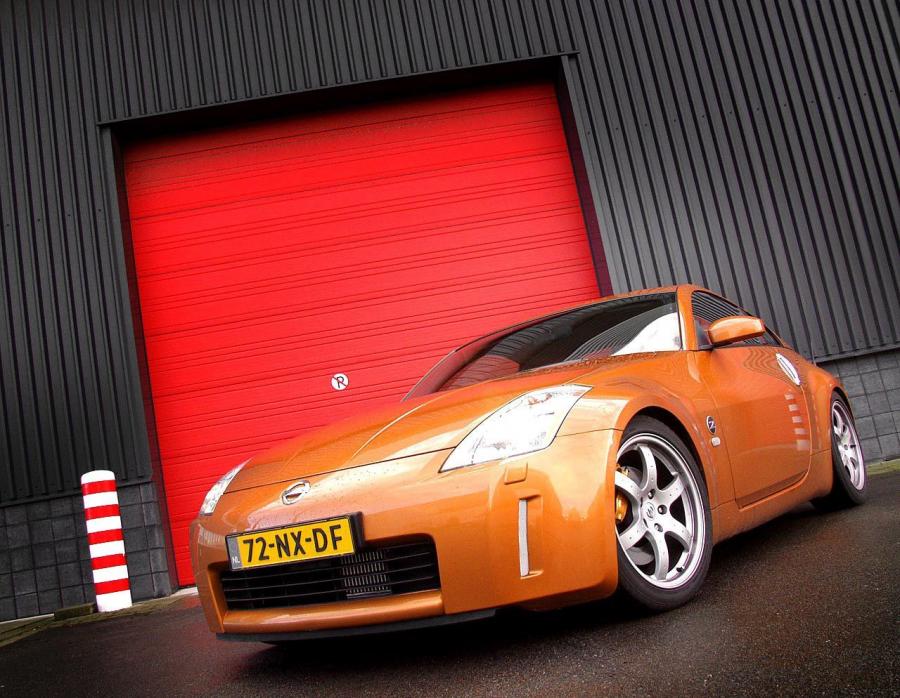  Nissan 350Z 2002 года  (фото 15 из 19)